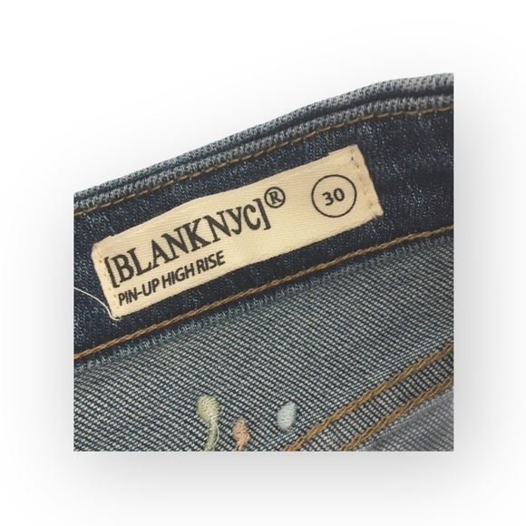 new BlankNYC ★ Festival Floral Embroidery Denim Cut Off Shorts ★ Inside Joker 30 - Picture 9 of 16